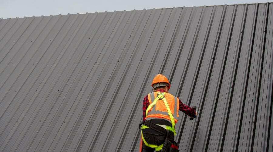 Professional gutter cleaning in Montello, WI